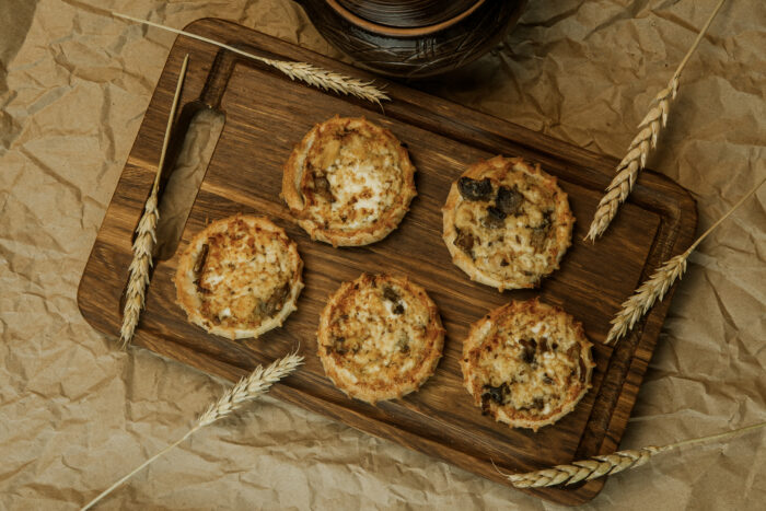 Перепечи с курицей и грибами